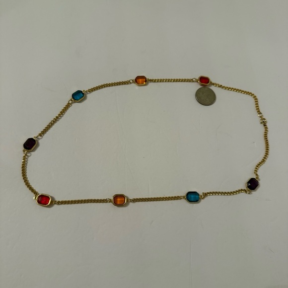 VINTAGE NECKLACE GOLD TONE CHAIN MULTI COLOR RED PURPLE GREEN FACETED GLASS 28” - Picture 6 of 9